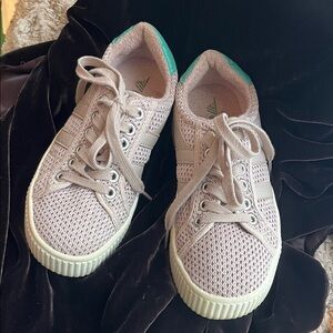 Gola Mark Cox trainers 🌸